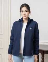 Áo khoác gió có mũ nữ hình in trước ngực