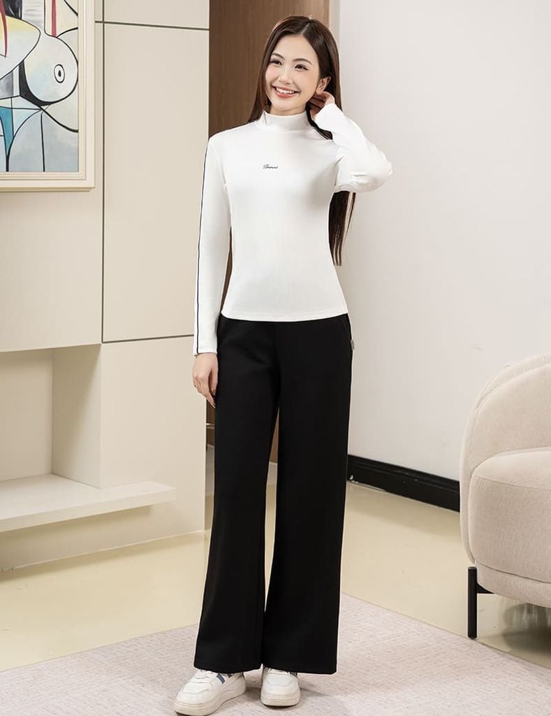 Áo giữ nhiệt nữ cổ cao thêu logo giữa ngực