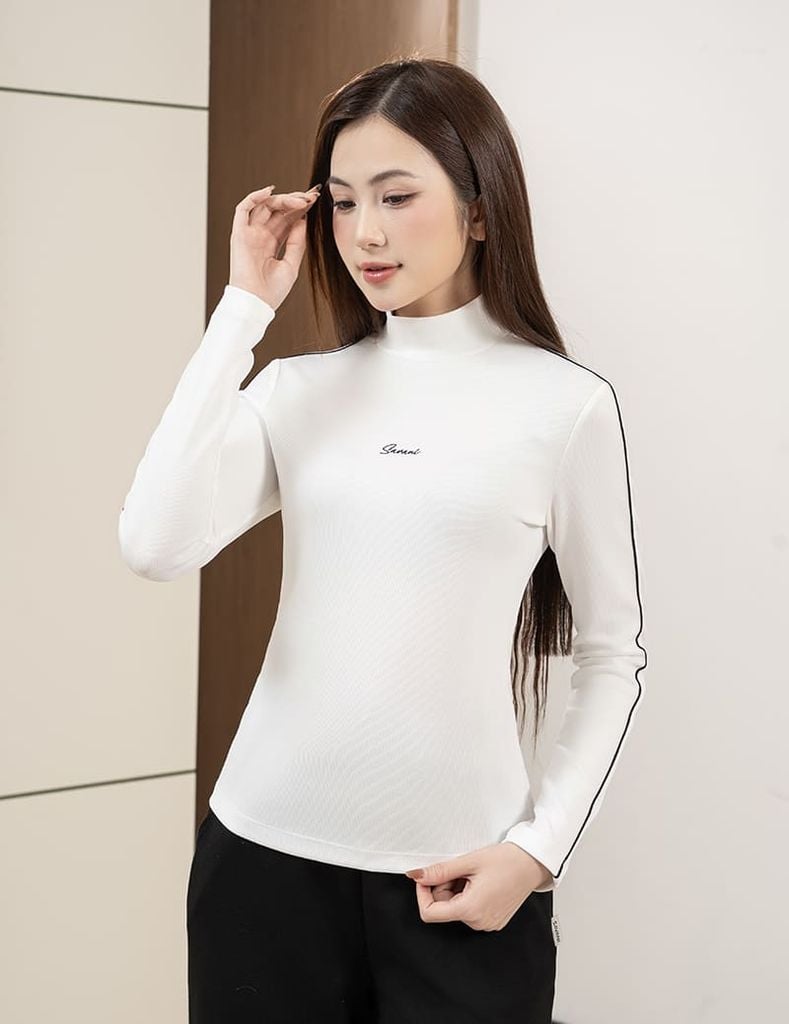 Áo giữ nhiệt nữ cổ cao thêu logo giữa ngực