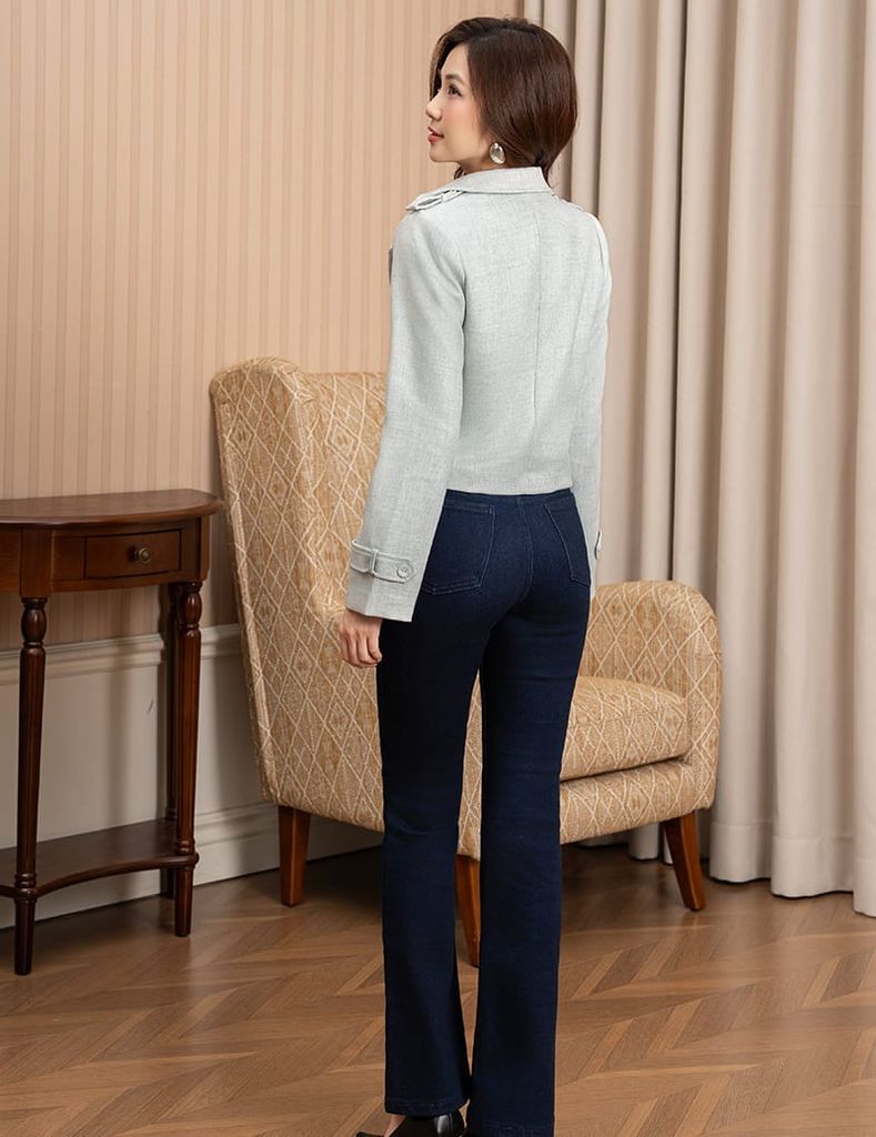 Áo măng tô nữ dáng ngắn