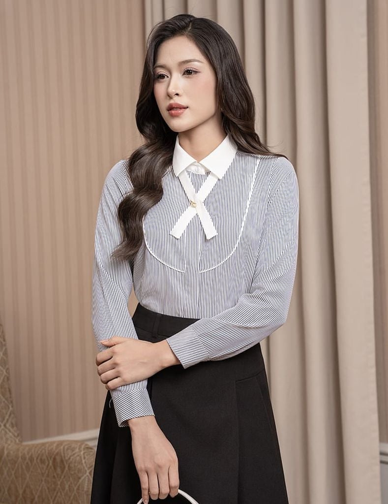 Áo sơ mi kẻ dài tay nữ nơ trang trí