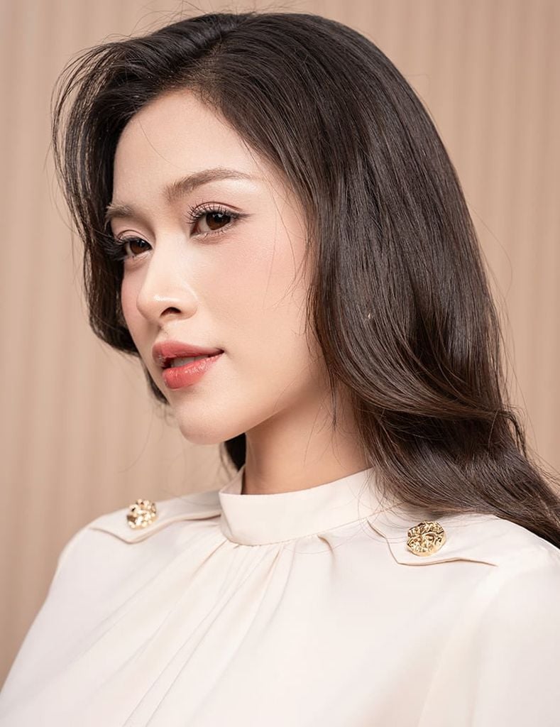 Áo sơ mi nữ dài tay cổ cao nhún