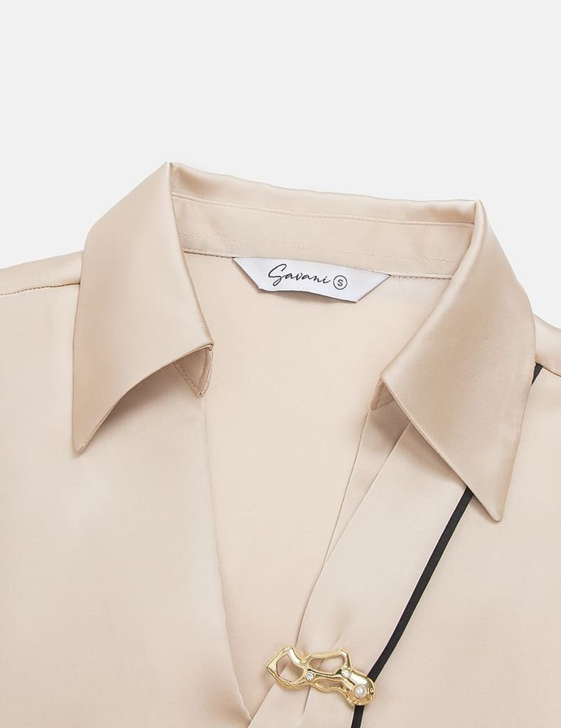 Áo sơ mi dài tay nữ cổ cài ghim trang trí