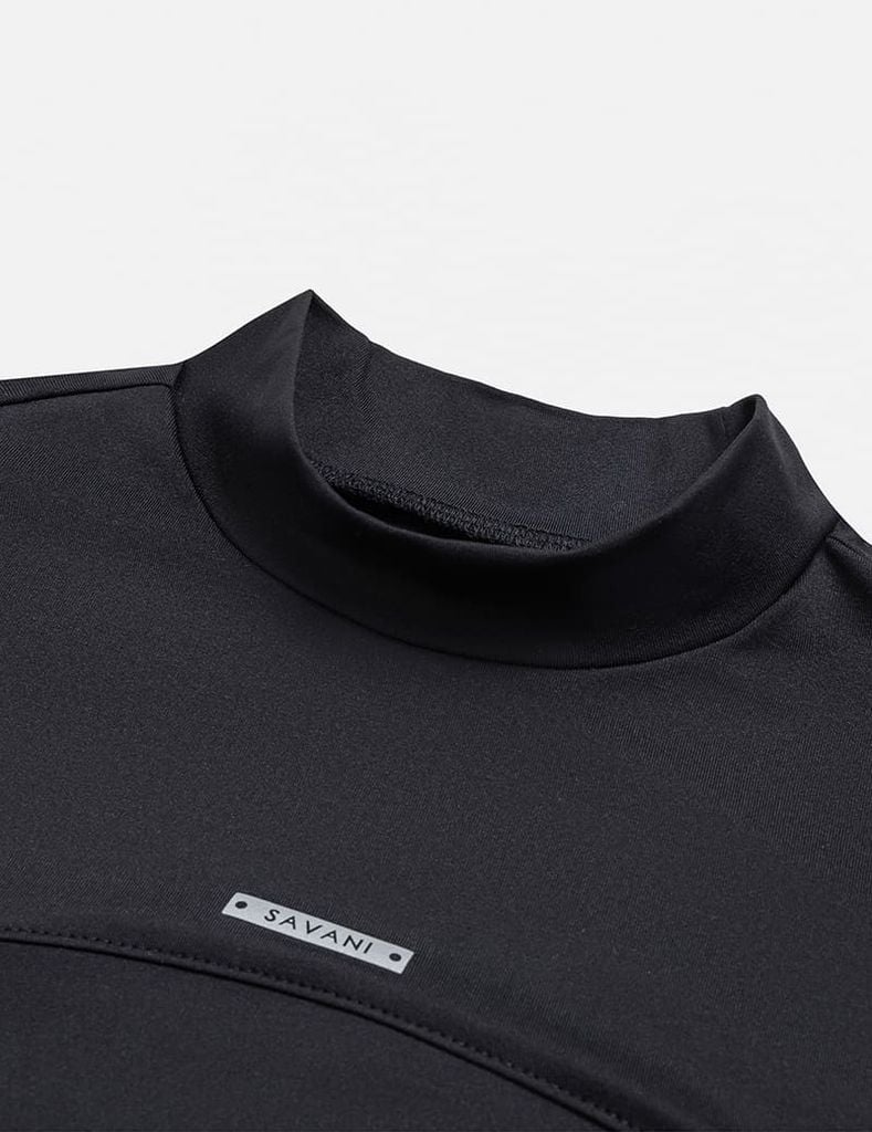 Áo thun dài tay nữ cổ cao in logo trước ngực