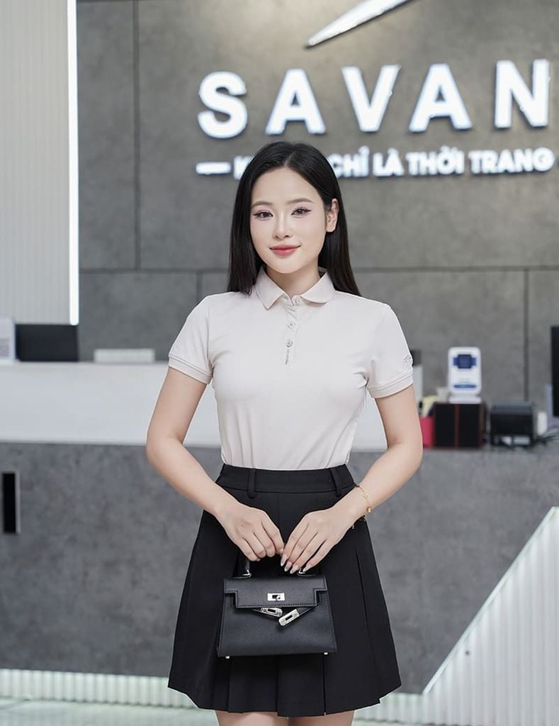 Áo polo nữ mắt chim nẹp cổ in thêu tay