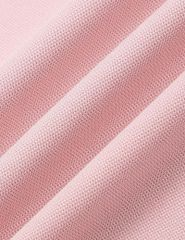 Áo thun ngắn tay có cổ nữ hình in trước ngực