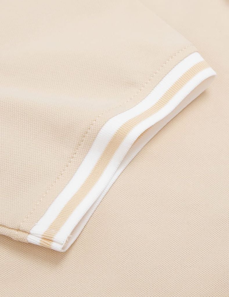 Áo polo ngắn tay nữ dáng croptop in dập logo trước ngực