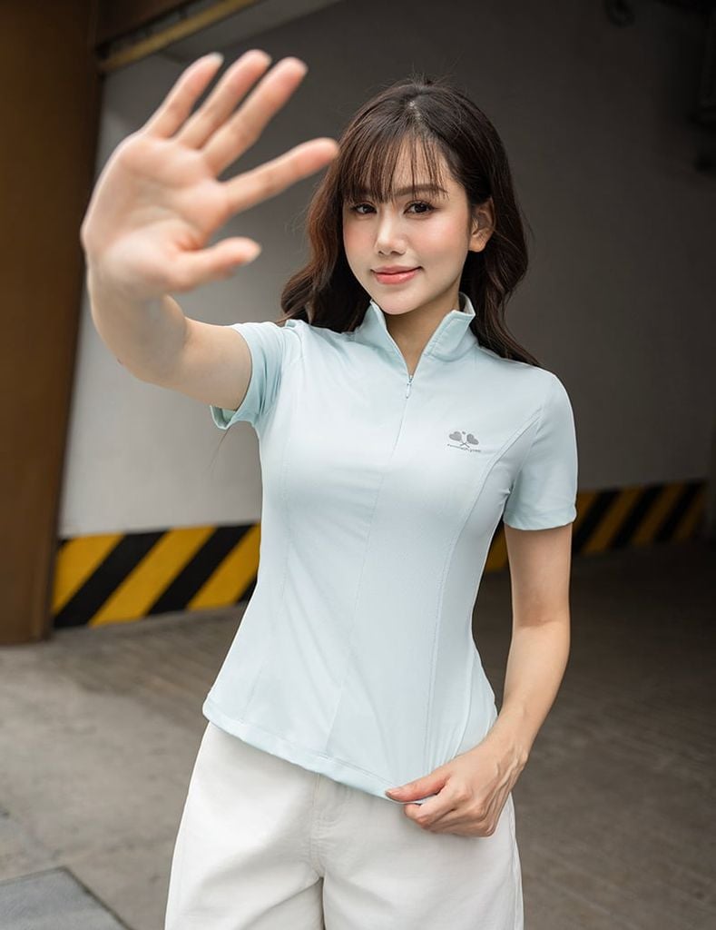 Quần short khaki nữ