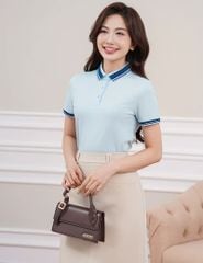 Áo phông có cổ nữ mắt chim xẻ tà dáng ôm