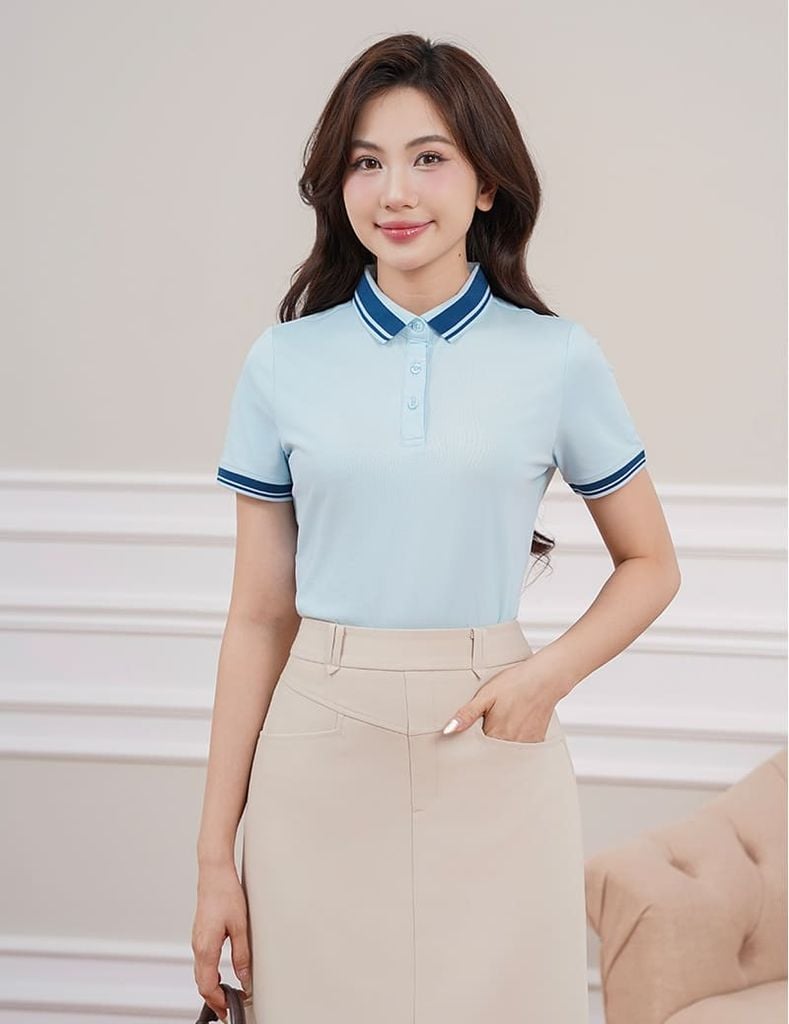 Áo phông có cổ nữ mắt chim xẻ tà dáng ôm