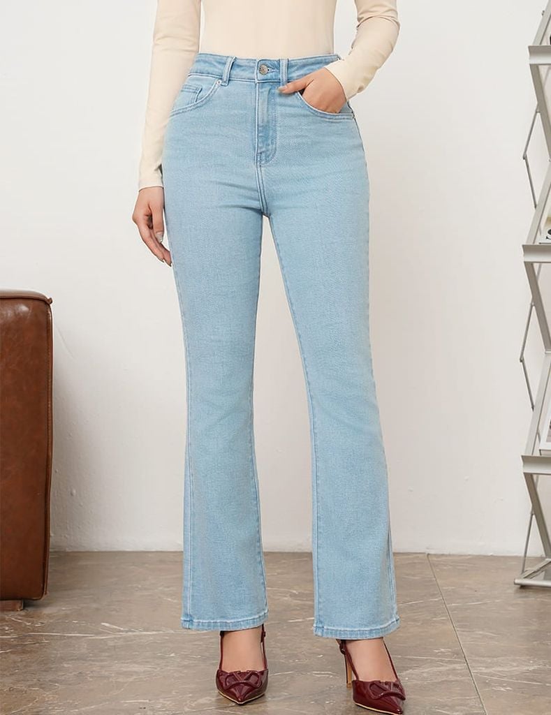 Quần jean nữ ống loe