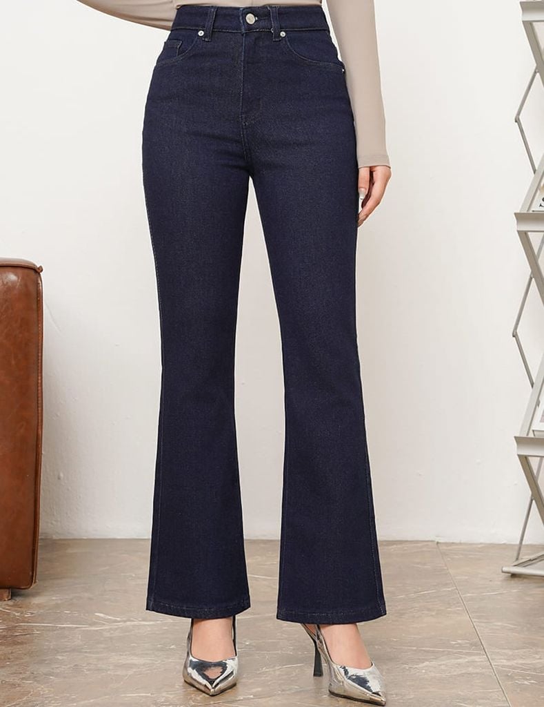 Quần jean nữ ống loe