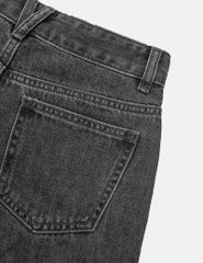 Quần jean nữ ống suông