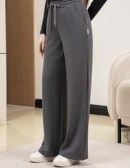 Quần nỉ nữ ống suông sườn gắn mác dệt