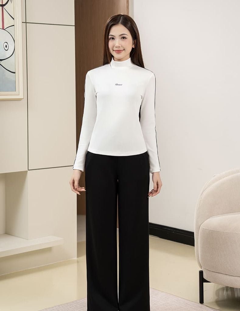 Quần nỉ nữ ống suông sườn gắn mác dệt