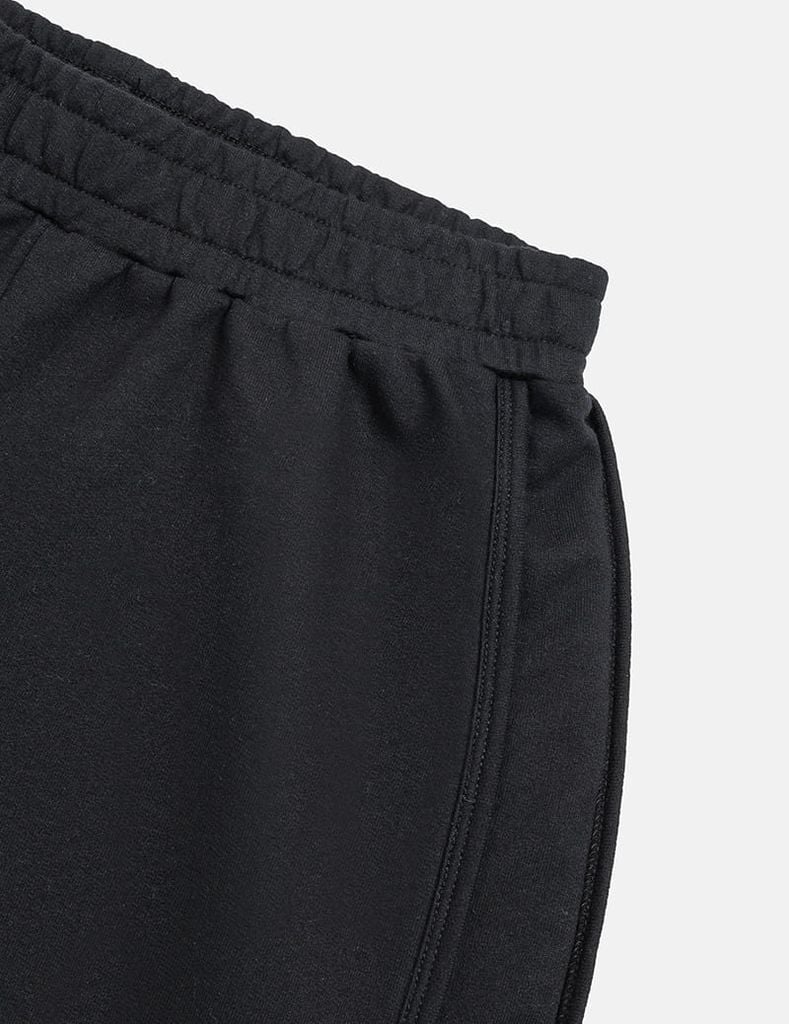 Quần đùi nữ bọc viền