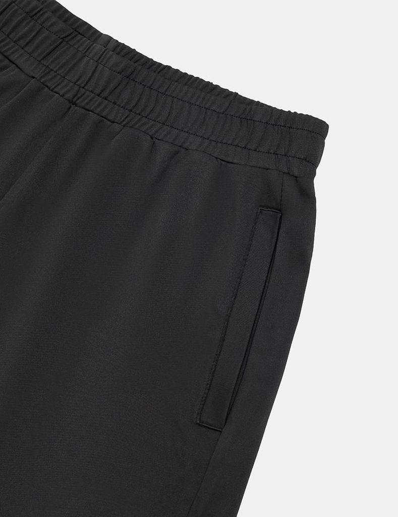 Quần short nữ dệt kim gấu xẻ sườn in trên gấu