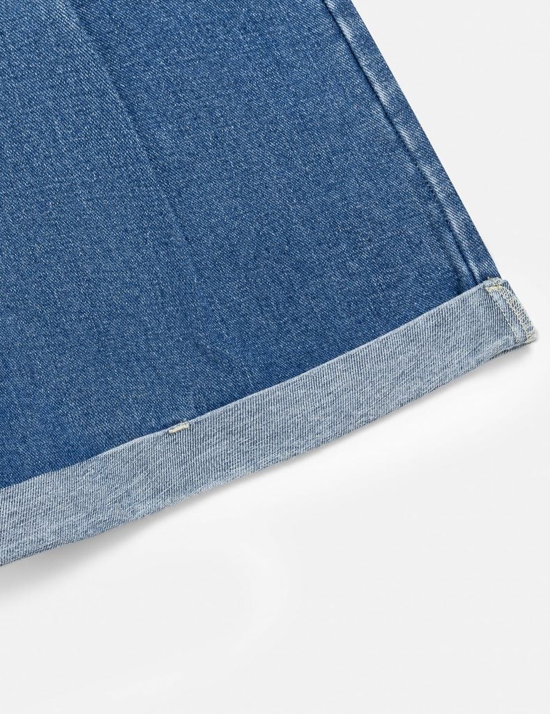 Quần short jean nữ ly bung