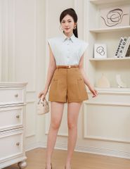 Quần short khaki nữ nắp túi đính khuy trang trí