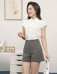 Quần short âu nữ cạp liền trang trí cúc hai bên