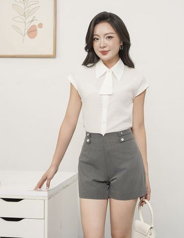 Quần short âu nữ cạp liền trang trí cúc hai bên