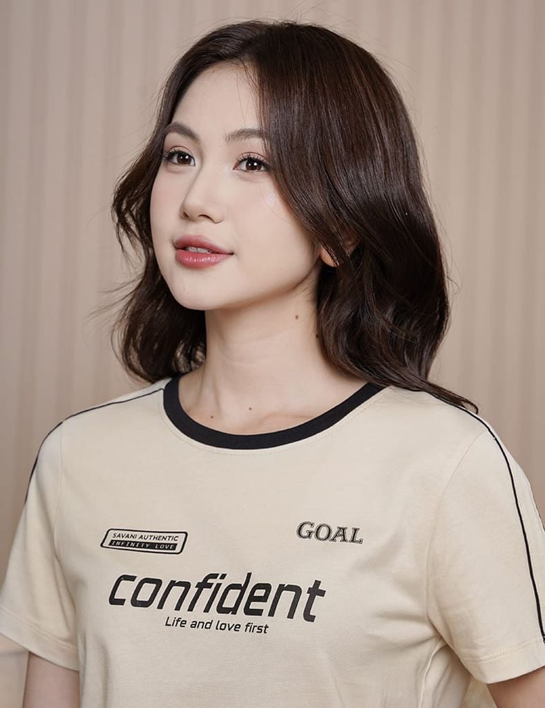 Áo T-shirt nữ phối lé vải dọc vai hình in trước ngực