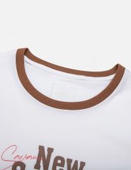 Áo thun ngắn tay cổ tròn nữ hình in trước ngực