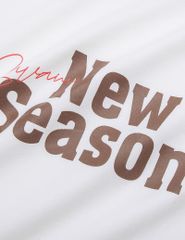 Áo thun ngắn tay cổ tròn nữ hình in trước ngực