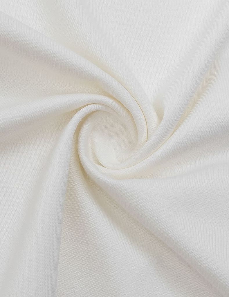 Áo thun ngắn tay cổ tròn nữ hình in trước ngực dáng suông rộng