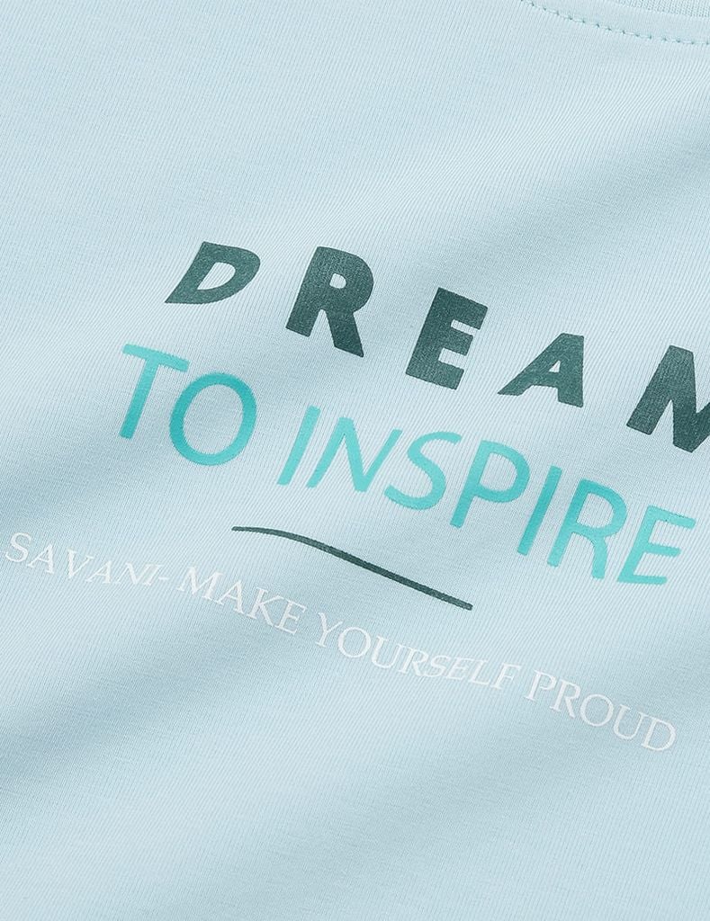 Áo T-shirt cổ tròn nữ hình in trước ngực