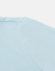 Áo T-shirt cổ tròn nữ hình in trước ngực