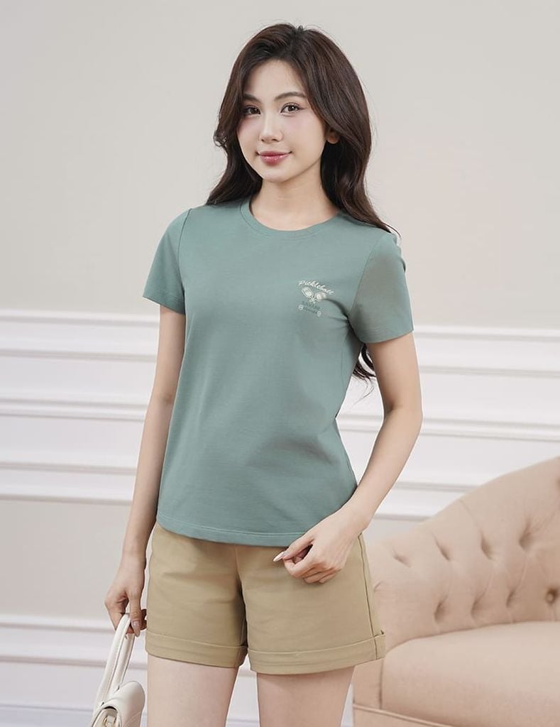 Áo t-shirt ngắn tay nữ cổ tròn in trước ngực