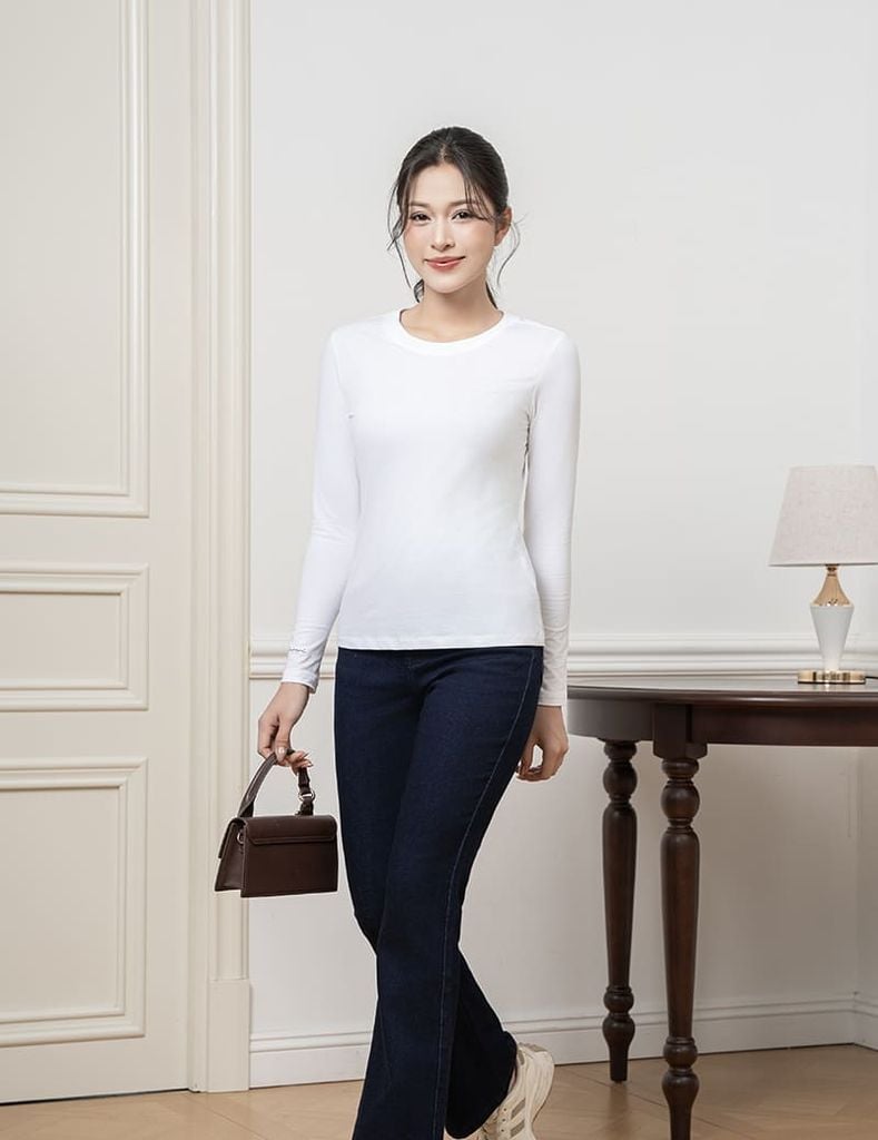 Áo thun dài tay cổ tròn nữ thêu logo