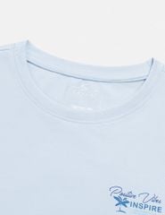 Áo thun ngắn tay cổ tròn nữ hình in trước ngực