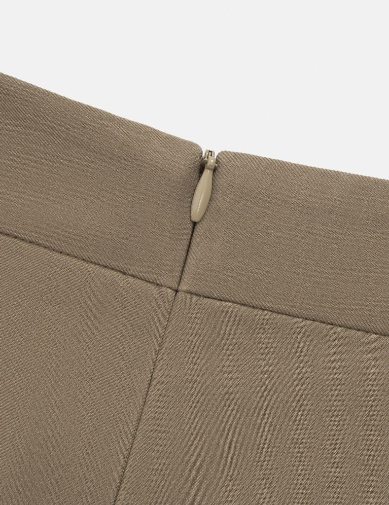 Quần âu nữ ống loe