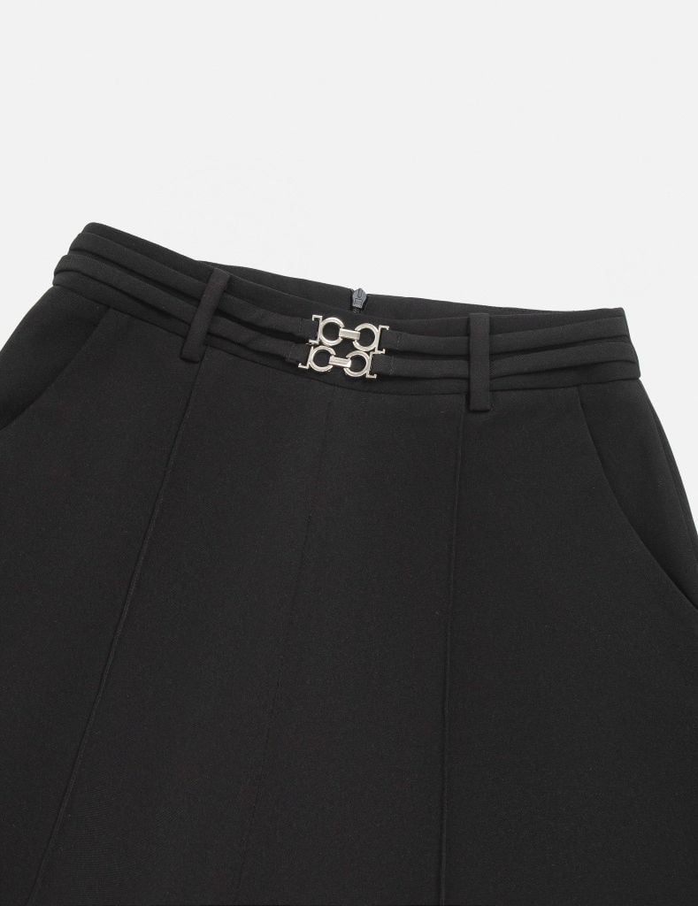 Quần âu nữ ống loe