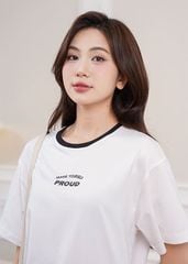 Áo thun ngắn tay cổ tròn nữ hình in trước ngực