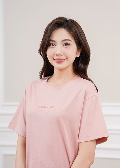 Áo t-shirt ngắn tay nữ cổ tròn in trước ngực