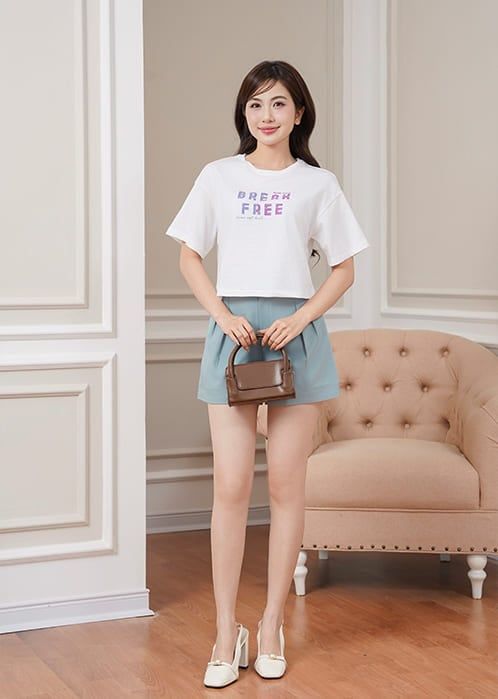 Áo t-shirt ngắn tay cổ tròn nữ croptop hình in trước ngực