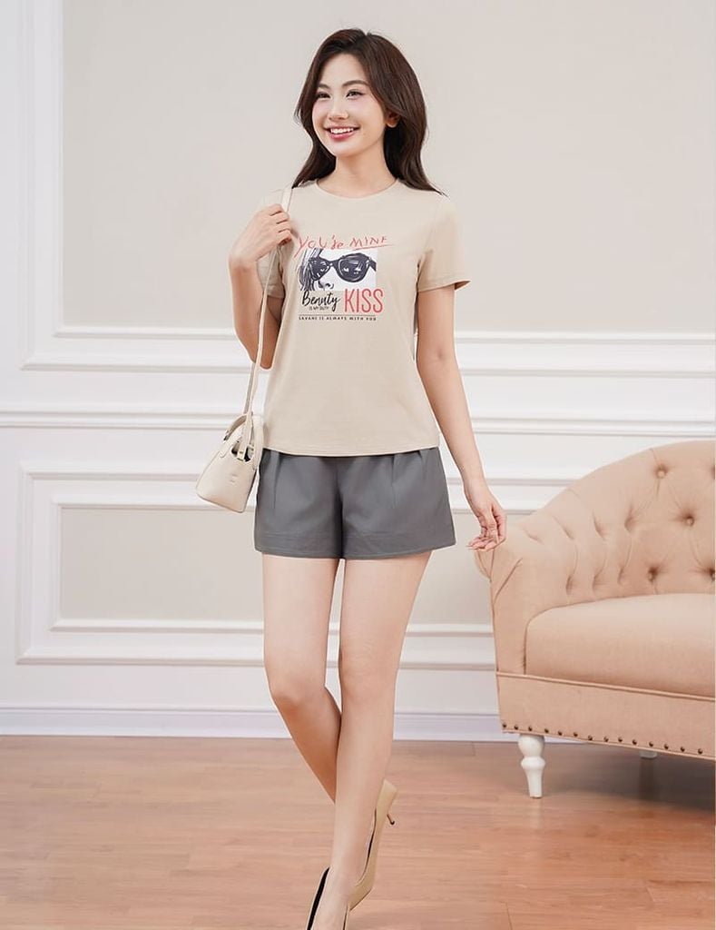 Áo t-shirt nữ ngắn tay cổ tròn in thân trước