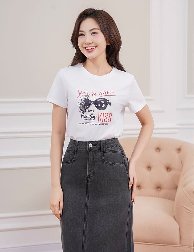 Áo t-shirt nữ ngắn tay cổ tròn in thân trước
