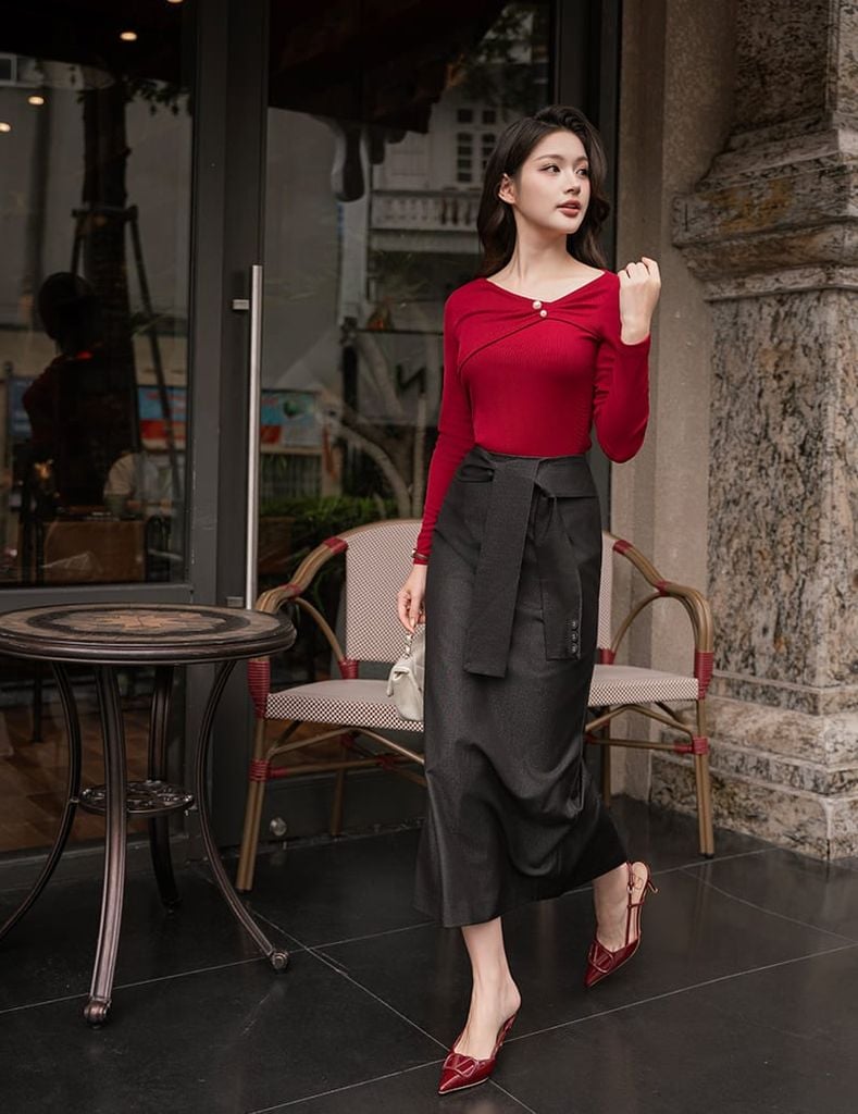 Chân váy jean nữ dáng dài vạt vắt dây chéo