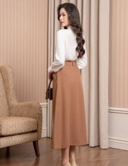 Chân váy chữ A dáng dài đính cúc trang trí