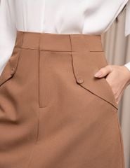 Chân váy chữ A dáng dài đính cúc trang trí