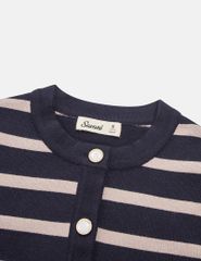 Áo khoác len nữ cổ tròn cài cúc