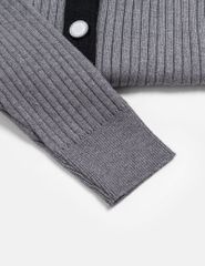 Áo khoác len nữ nẹp cổ thân vải phối