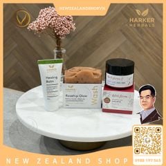 Cao xoa dịu vết thương, phục hồi da khô, môi nứt nẻ và côn trùng cắn Harker Herbals Healing Balm 30ml