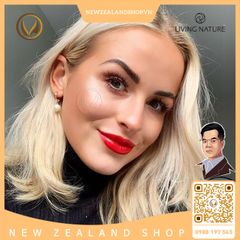 Son môi màu đỏ thuần 100% tự nhiên Living Nature Lipstick Glamorous 16 (3.9g)