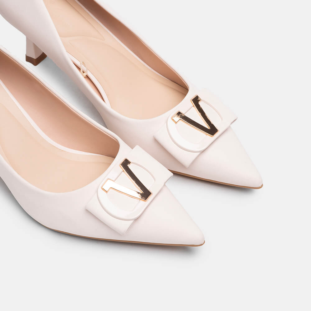 Giày cao gót nữ mũi nhọn đính khoá BQ GBW0242 – Giày BQ