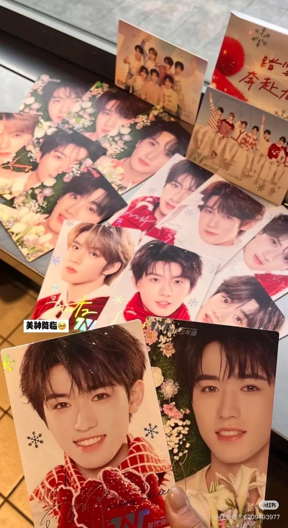  [ORDER] - TNT - SET POSTCARD ĐẠI NGÔN KFC 